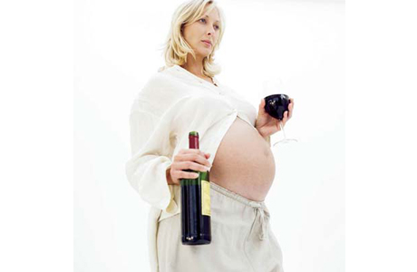 Что такое алкогольная эмбриофетопатия у новорожденных